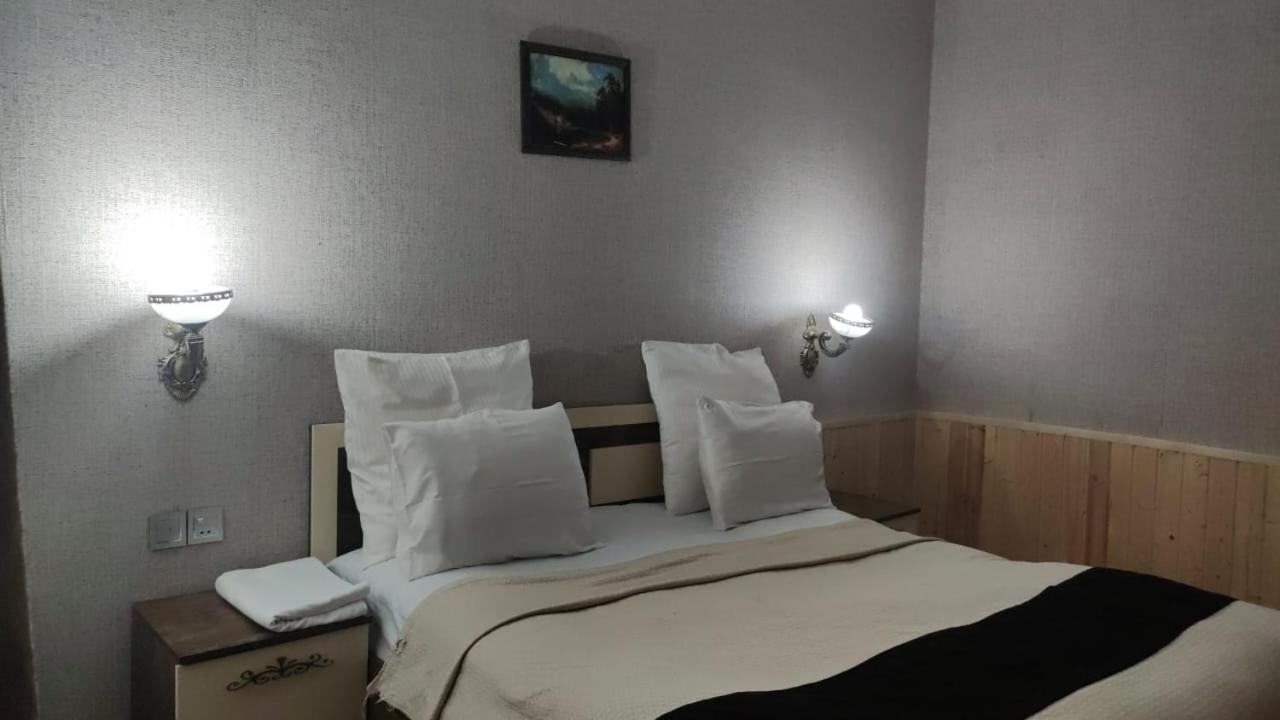 Es Hotel Kolifey Oghuz Exteriör bild